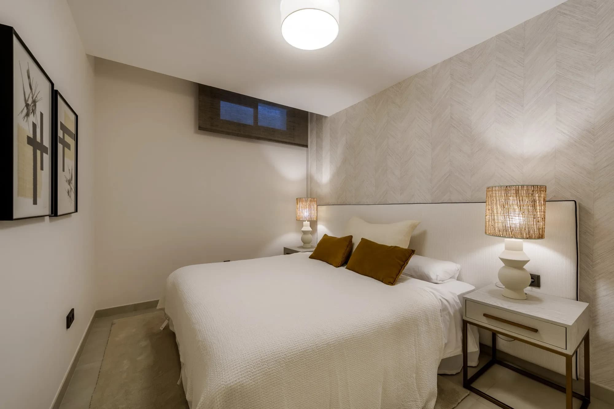 Azure 7 Balkon mit Bergblick