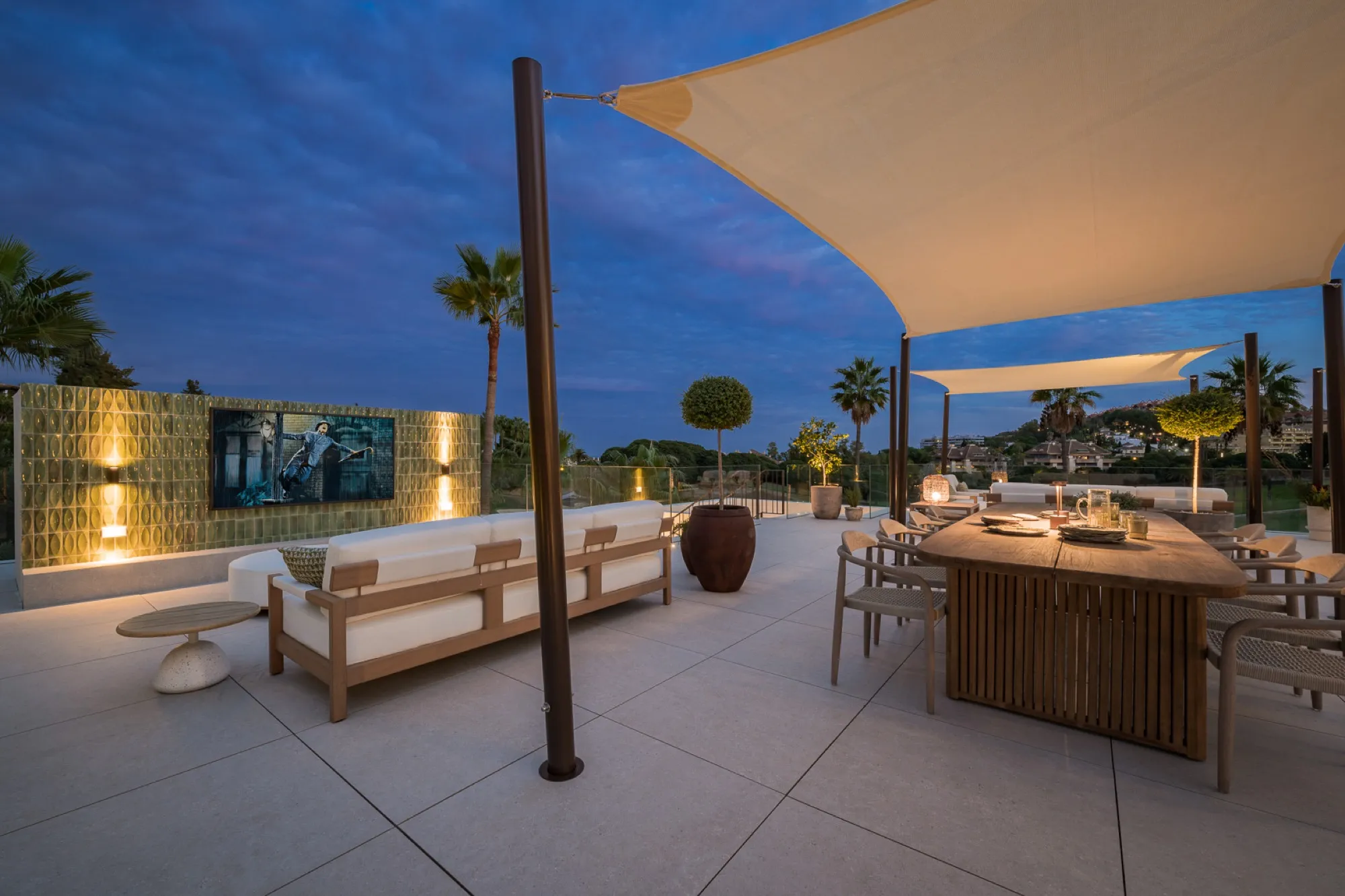 Casa Tesalia Dachterrasse Dining Abend