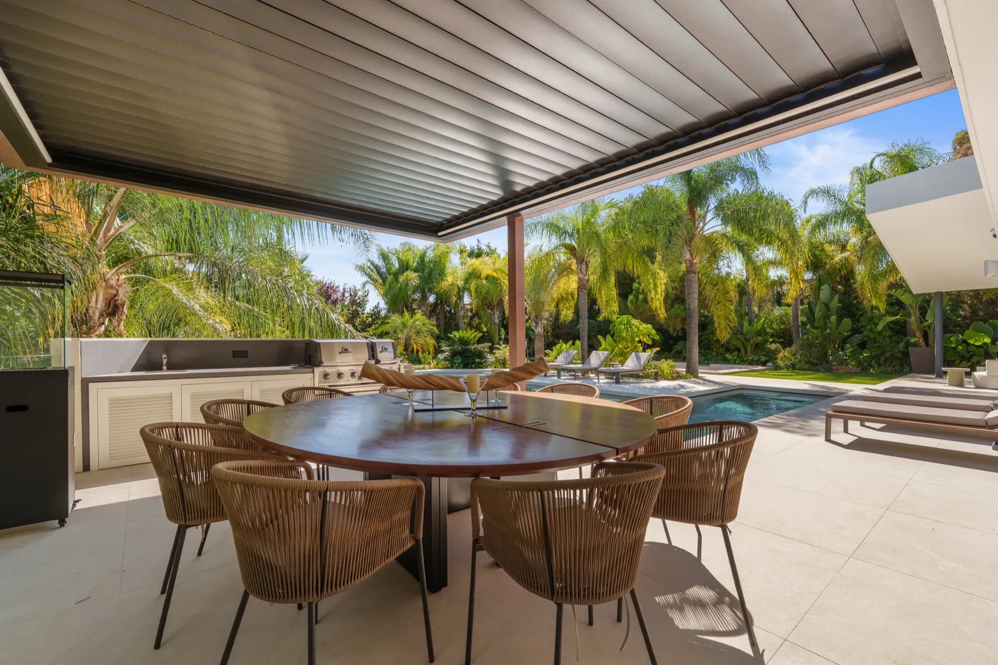 Las Chapas 5 Pool mit Liegen