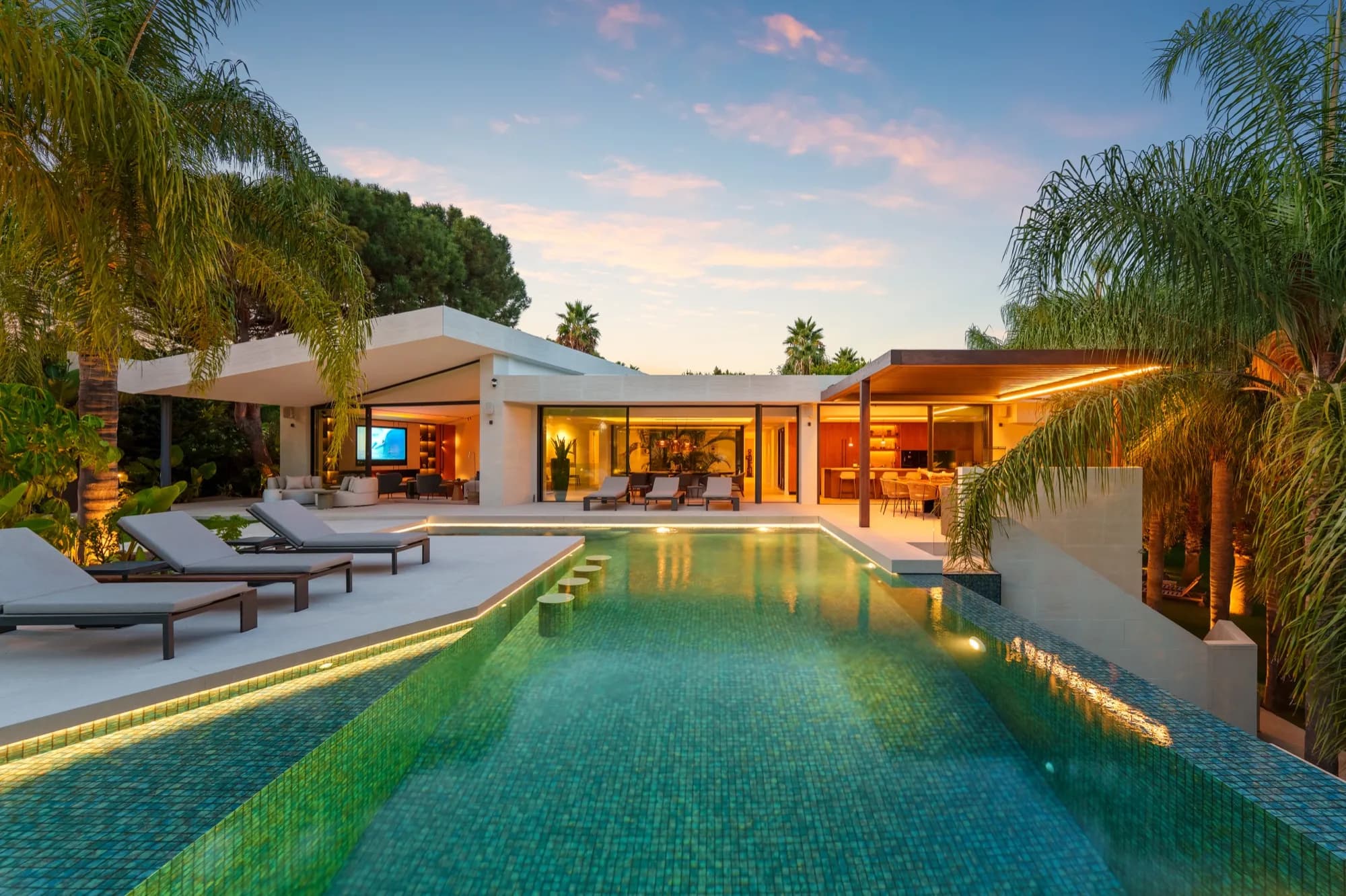 Las Chapas 5 Feuerstelle Terrasse Abend